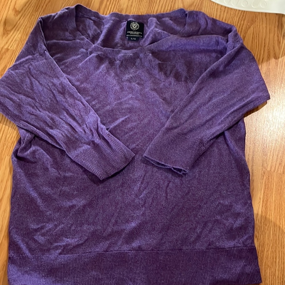 American Eagle Women’s Lightweight Purple Sweater size Large